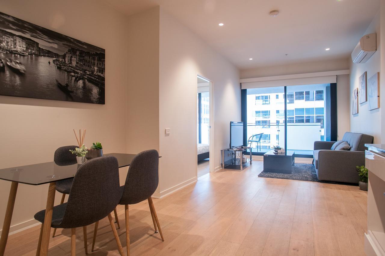 The William Suites Melbourne Bagian luar foto