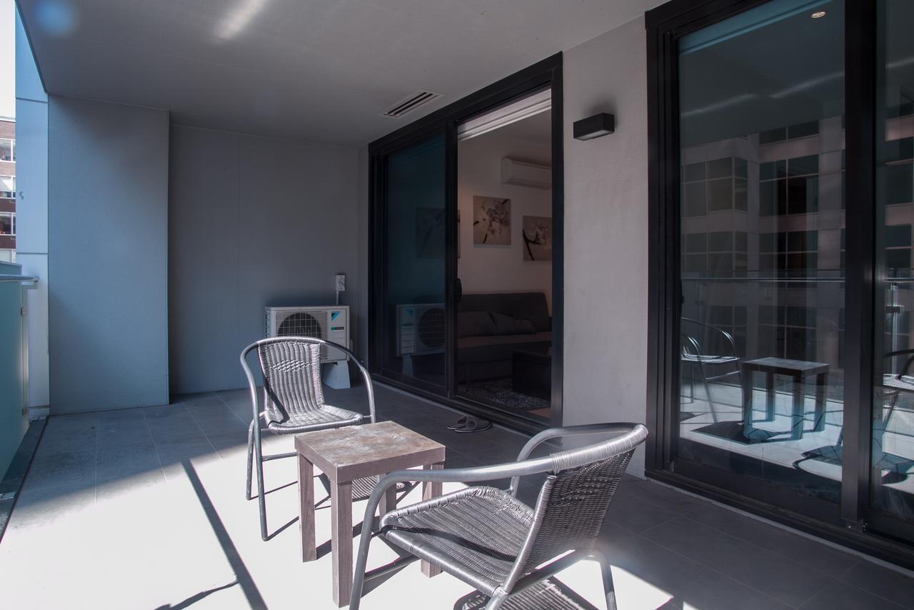 The William Suites Melbourne Bagian luar foto